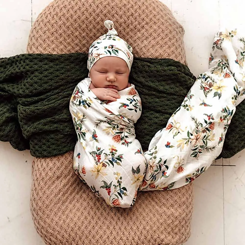 Festive Berry Organic Muslin Wrap - Limited Edition