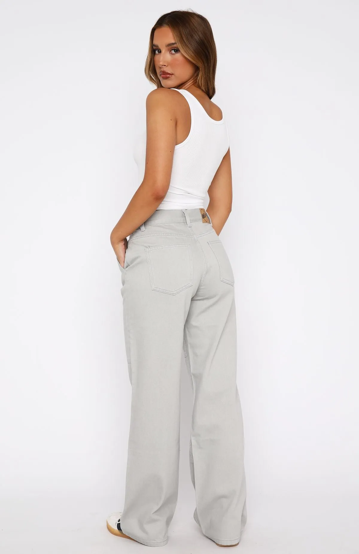 Hailey Low Rise Wide Leg Jeans Light Grey
