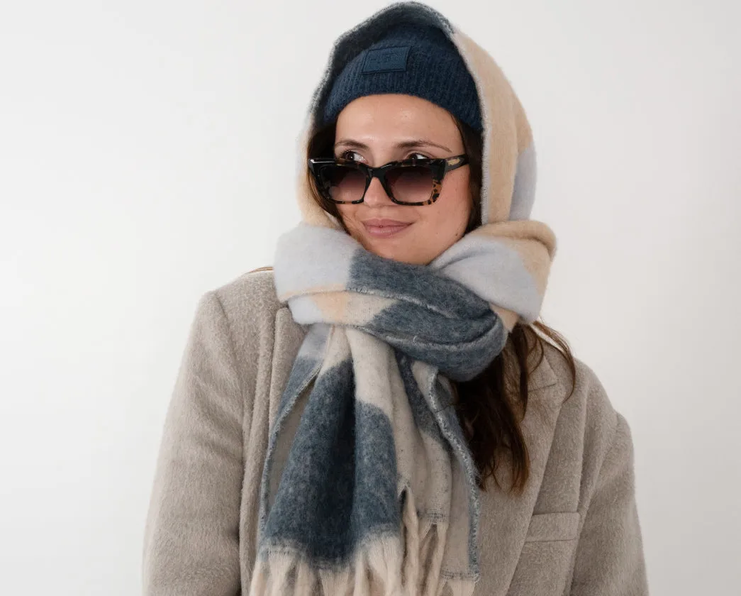 Hey Beanie & Cozy Scarf - Blue / Blue