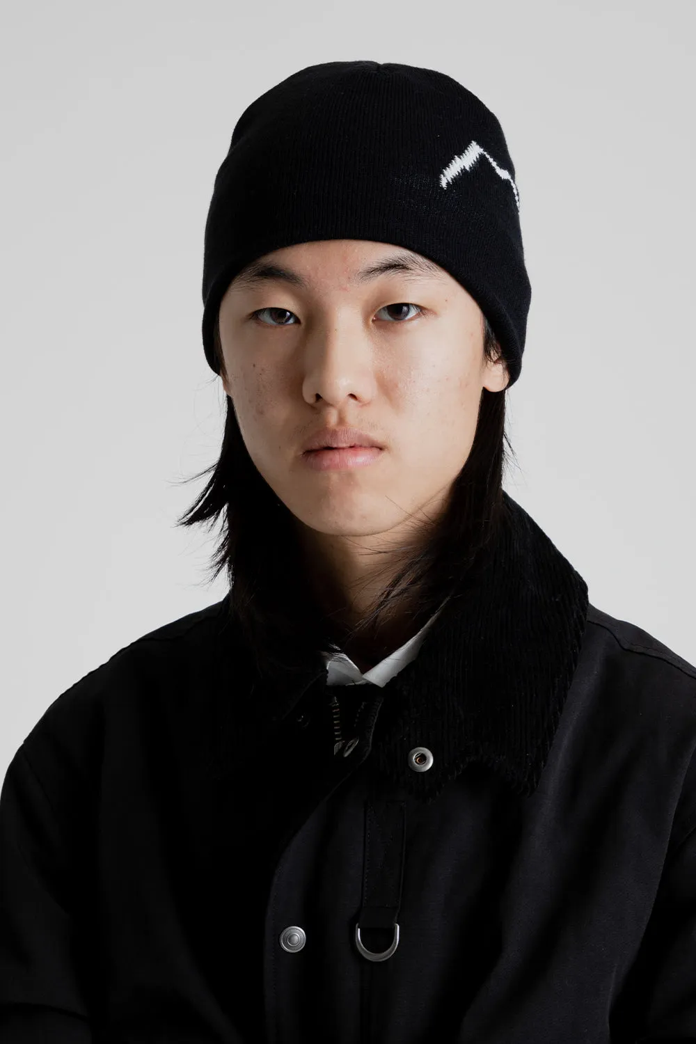 Logo Short Beanie - Black