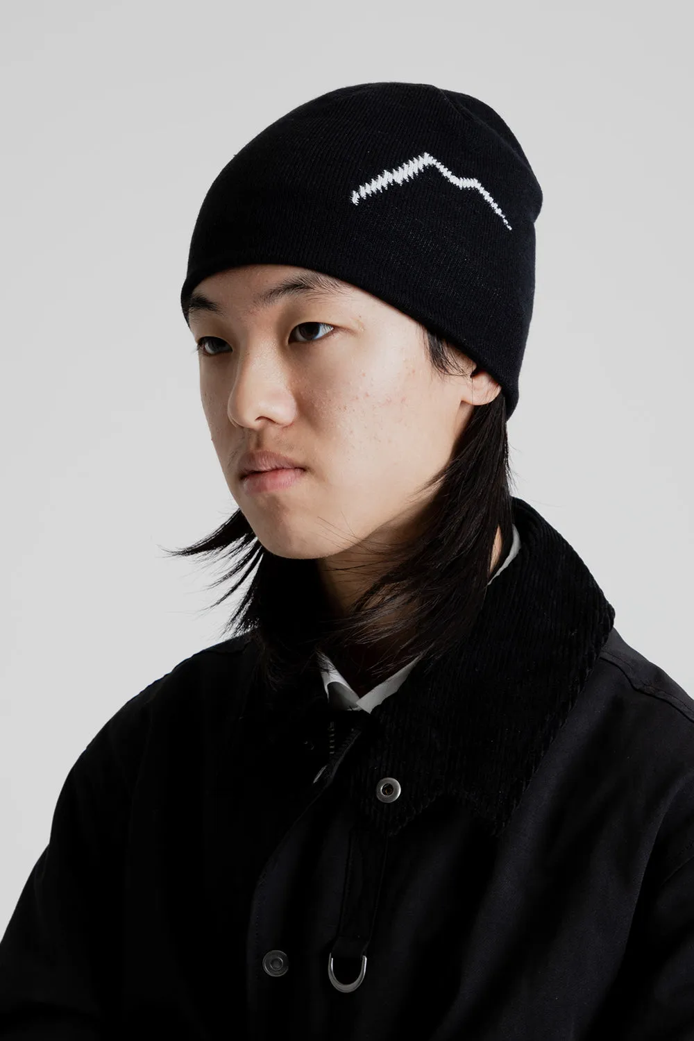 Logo Short Beanie - Black