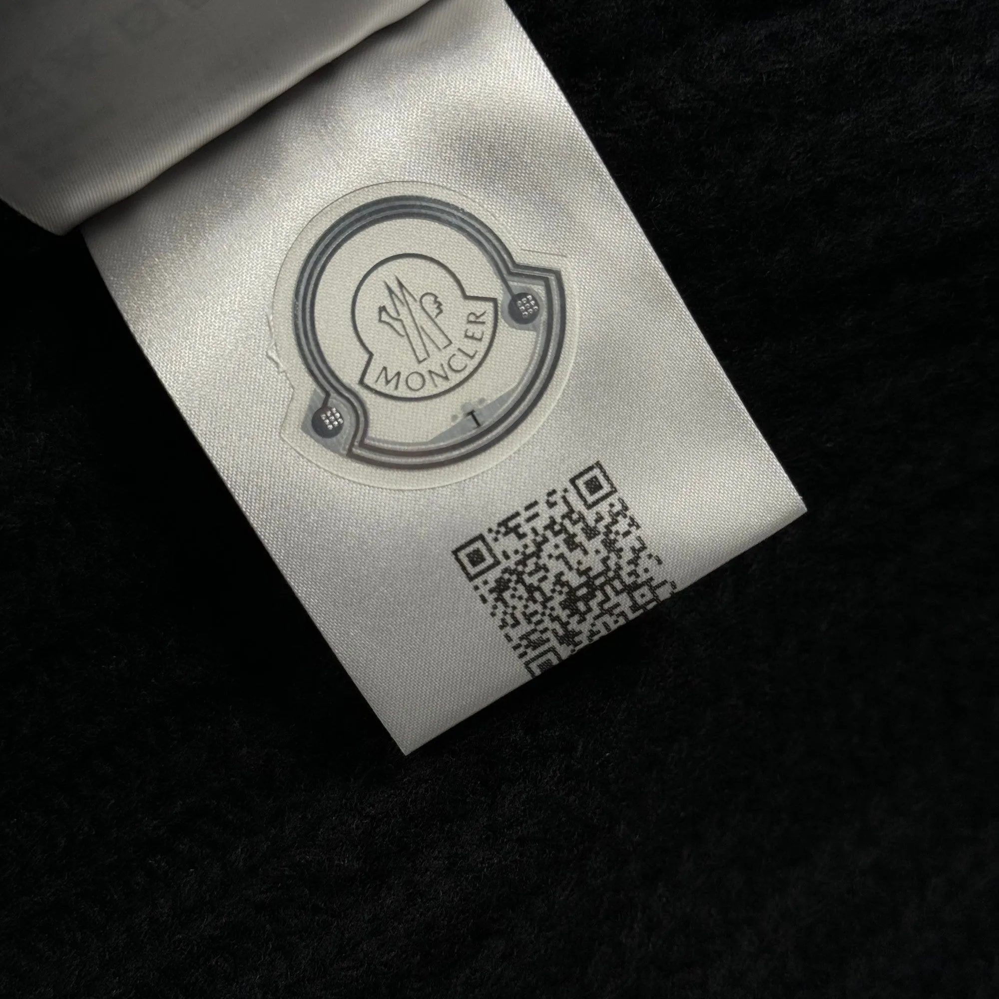 Moncler Black Cashmere Beanie FW24