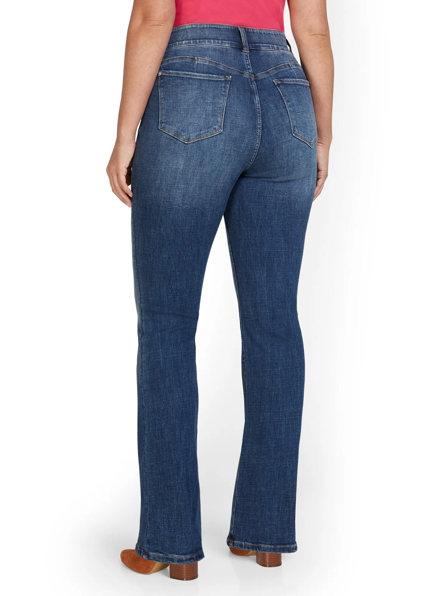 Mya Curvy High-Waisted Bootcut Jeans - Medium Wash