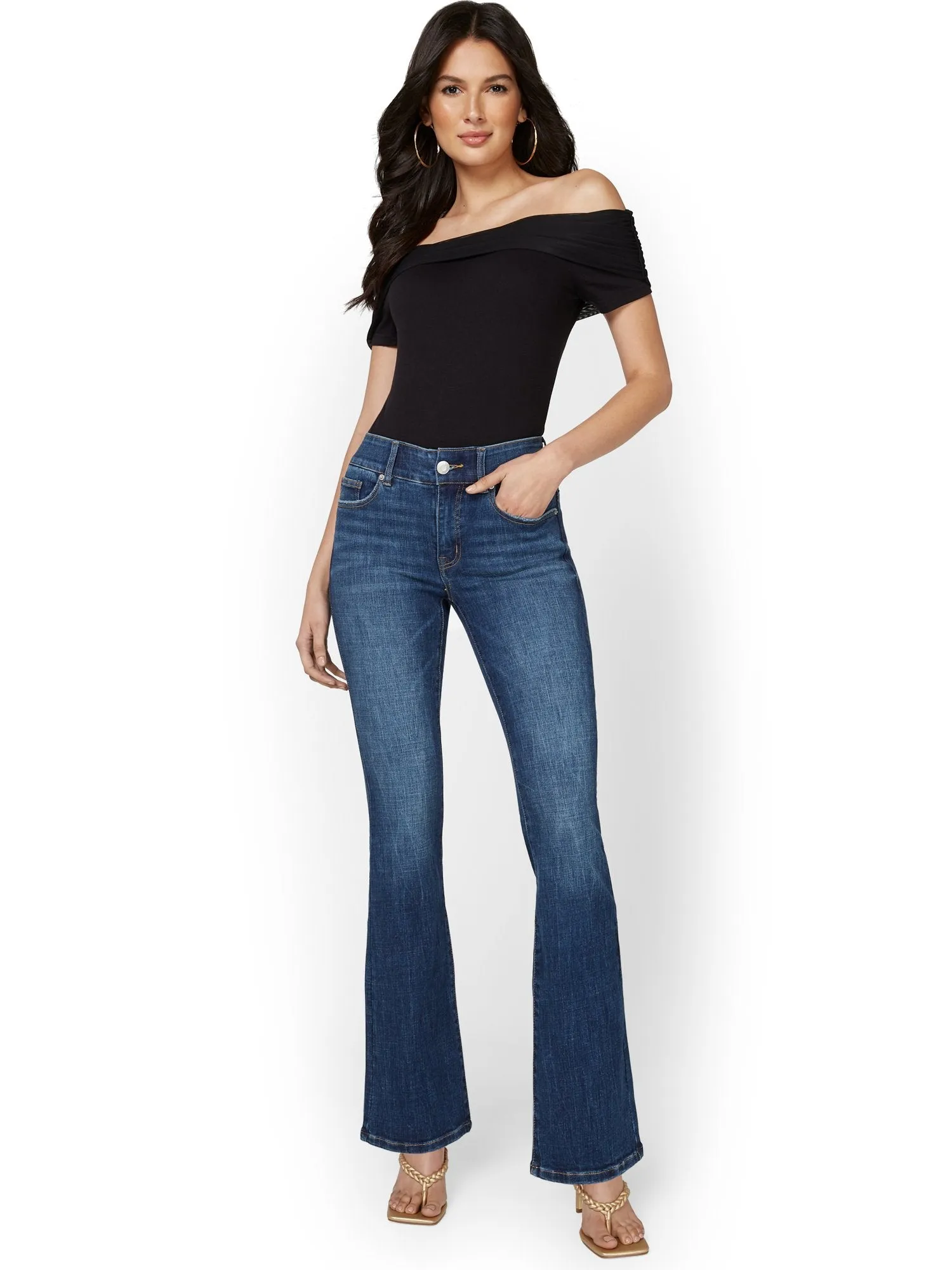 Mya Curvy High-Waisted Bootcut Jeans - Medium Wash
