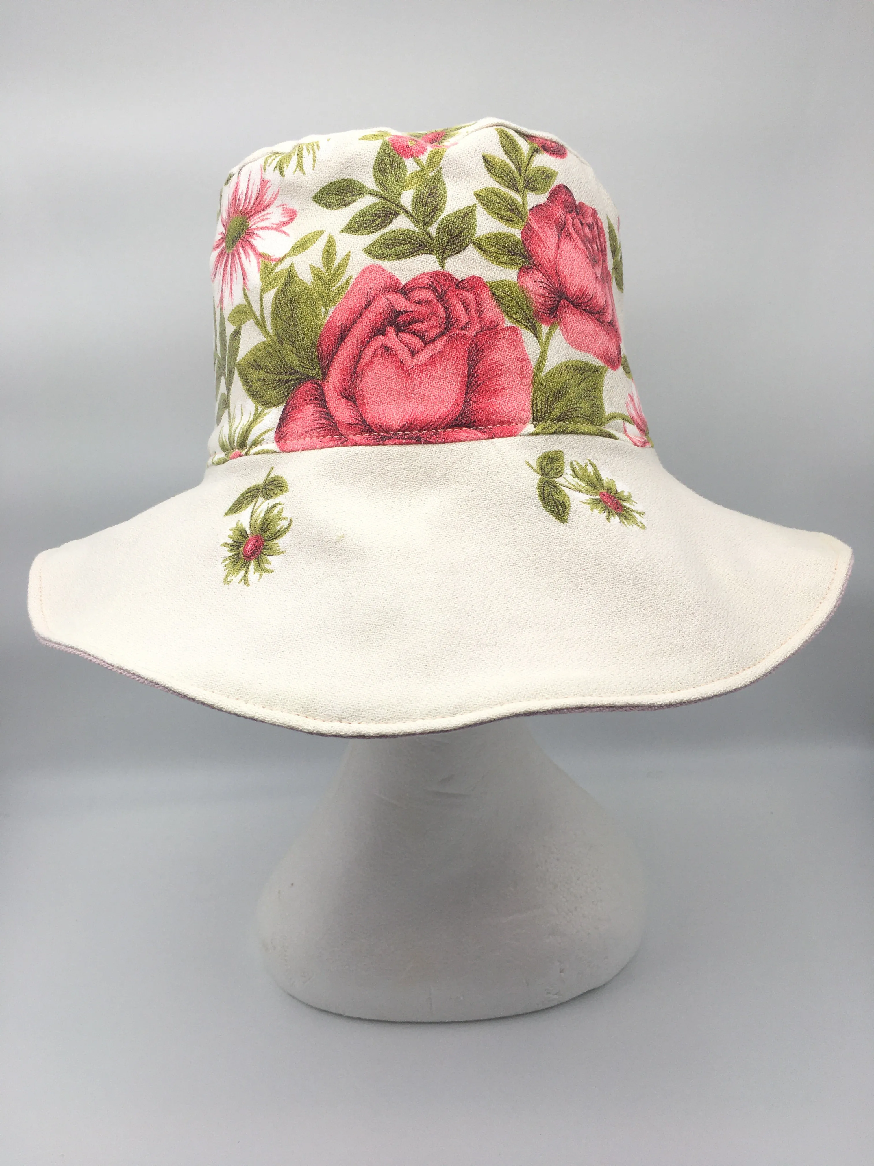 Retro Sun Hat-  Creamy floral