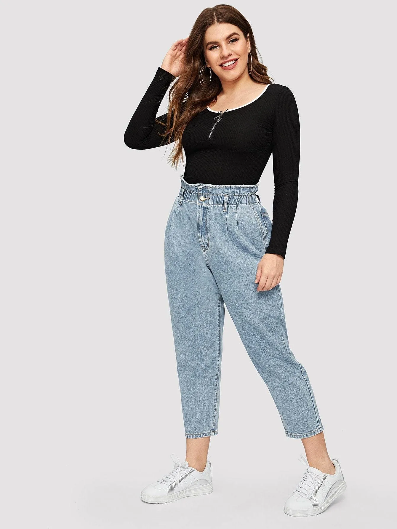 SHEIN Plus Ruffle Waist Crop Jeans