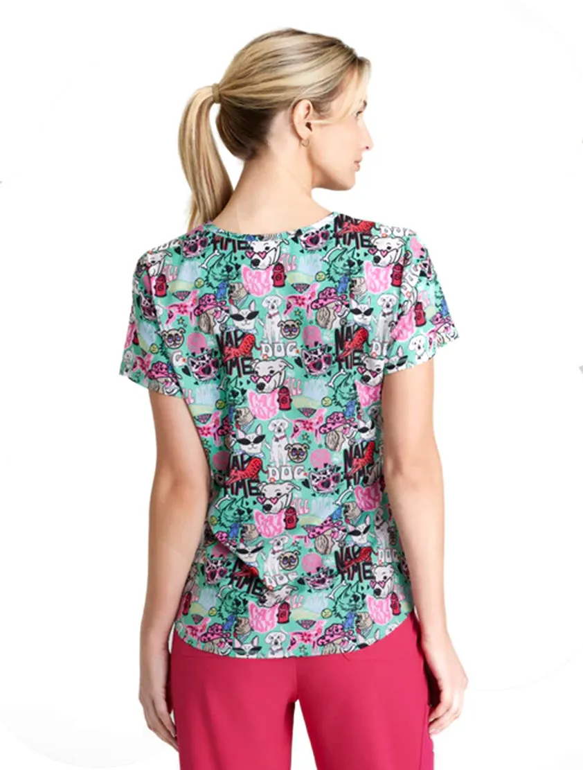 SKECHERS™ by Barco Essence V-Neck Animal Print Top