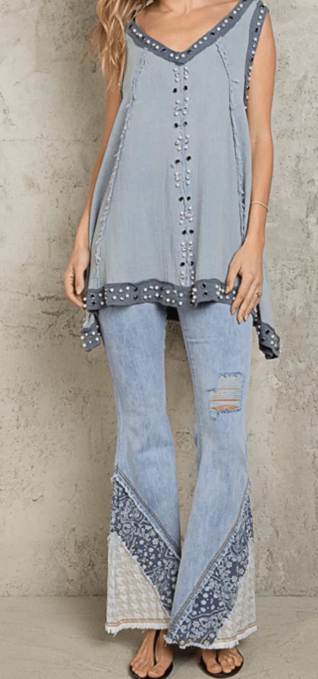 Sleeveless Double V-Neck Oversized Cotton Top with Stones YKT863