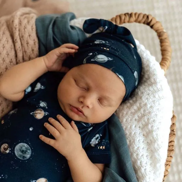 Snuggle Hunny Knotted Beanie - Milky Way Organic