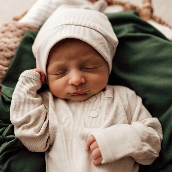 Snuggle Hunny Ribbed Knotted Beanie - Halo Organic
