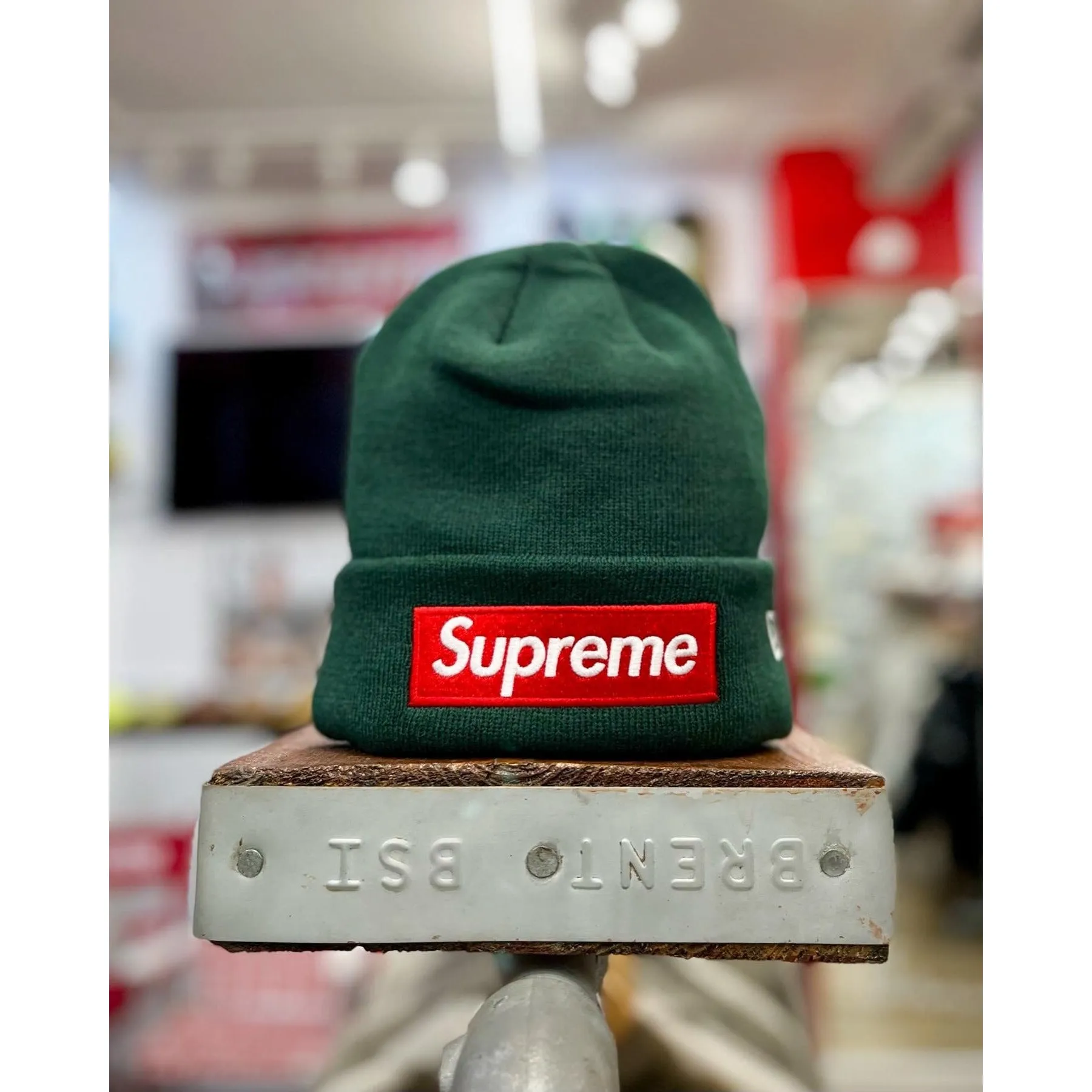Supreme New Era Box Logo Beanie (FW22) Dark Pine