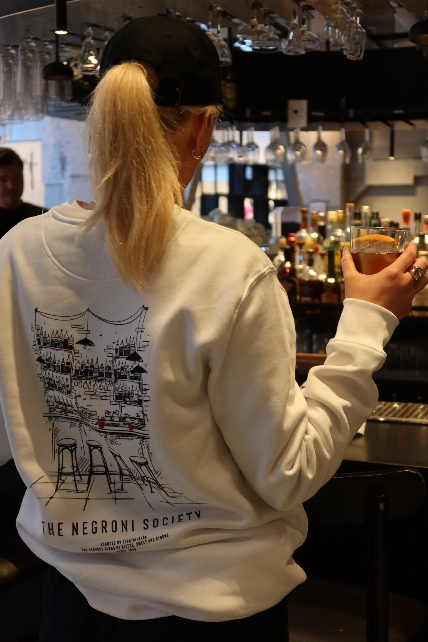 The Negroni Society "The Bar" eco sweatshirt